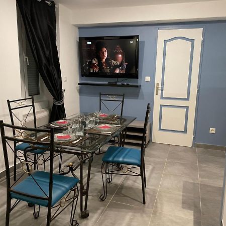 Chez Nous -Parking Gratuit Et Wifi A Vierzon Apartment Exterior photo