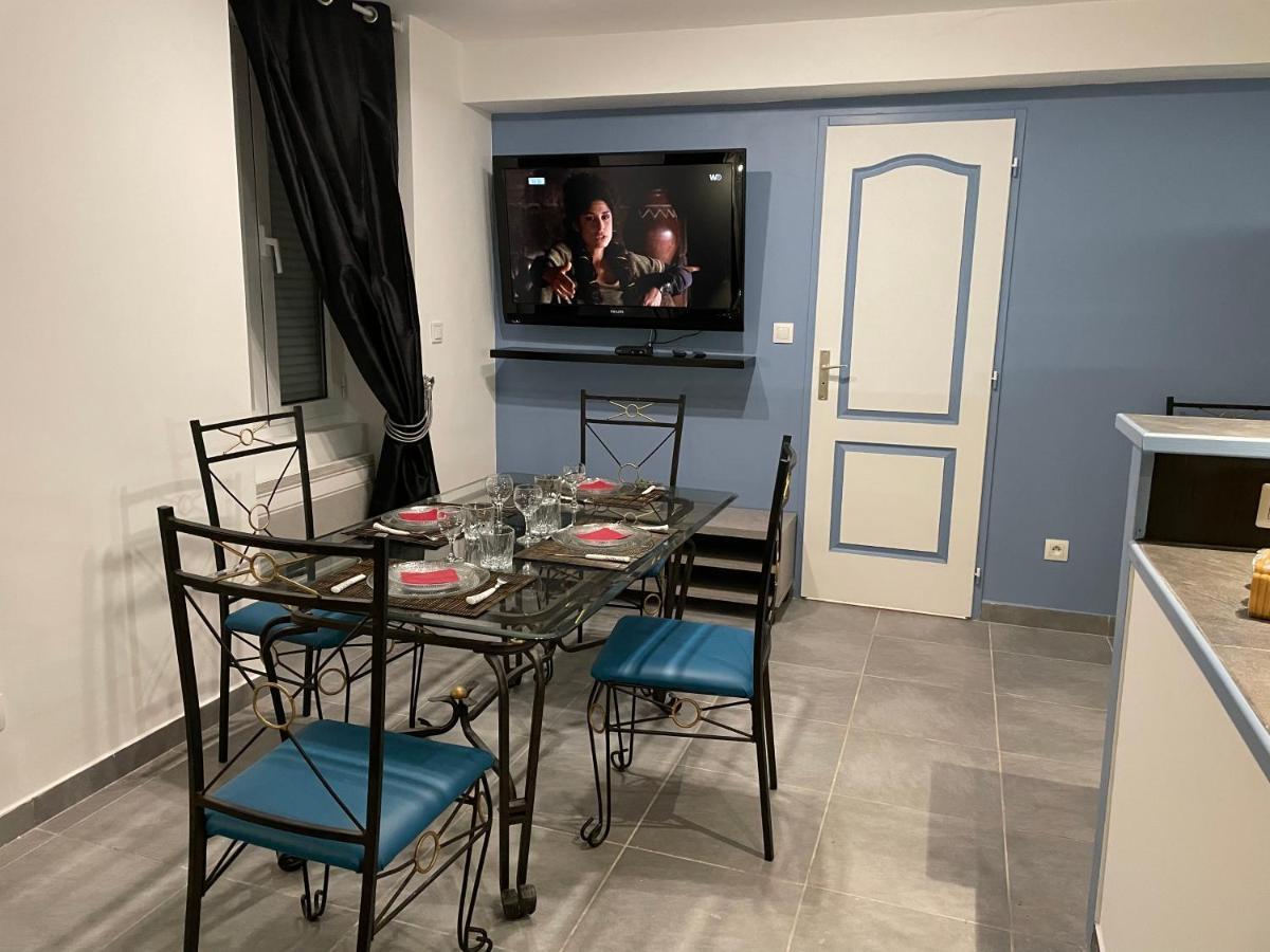 Chez Nous -Parking Gratuit Et Wifi A Vierzon Apartment Exterior photo