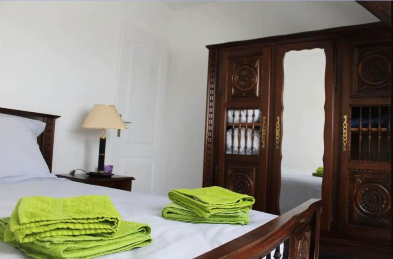 Chez Nous -Parking Gratuit Et Wifi A Vierzon Apartment Exterior photo